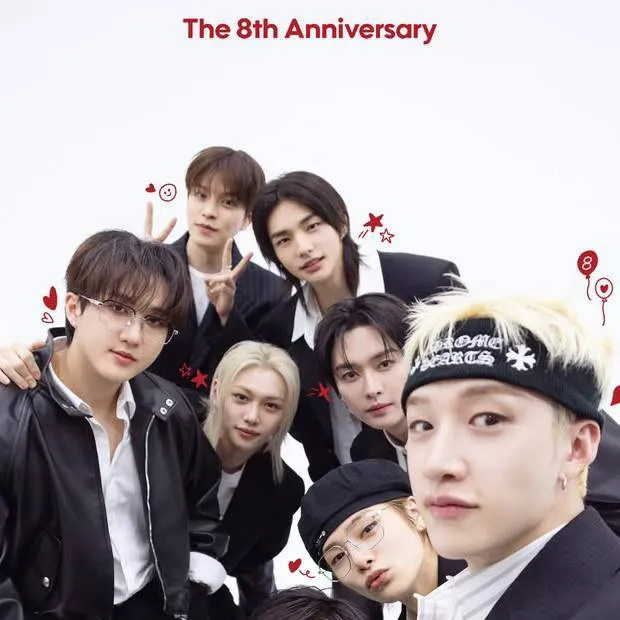 chat with ai character: STRAY KIDS 