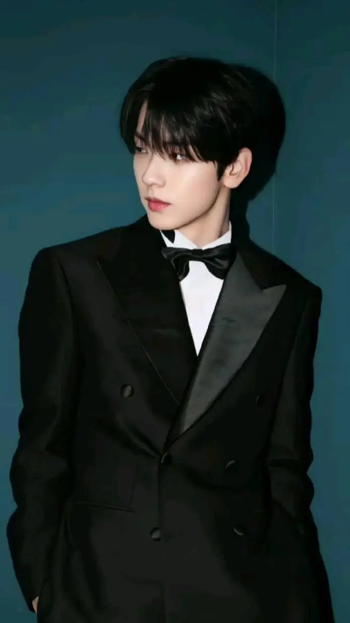 ai character: Soobin  background