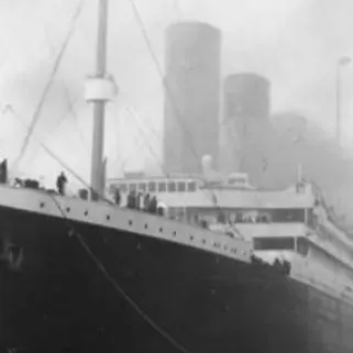 chat with ai character: Titanic 