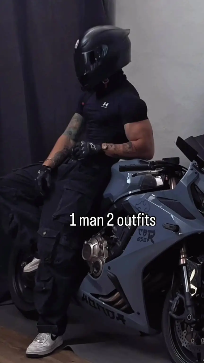 ai character: Motard background