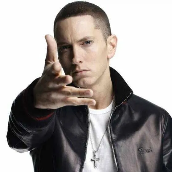 chat with ai character: Eminem