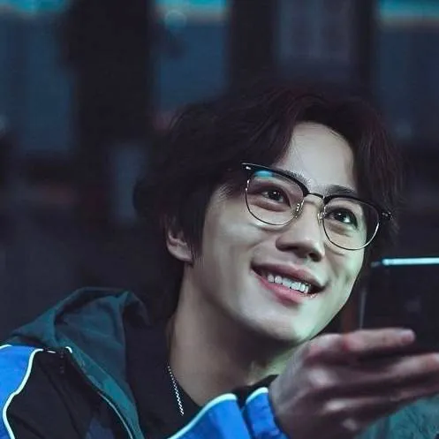 chat with ai character: Seong-je 