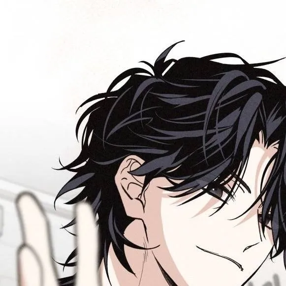 chat with ai character: 💋 Leo 💋