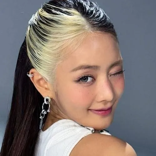 chat with ai character: Minnie
