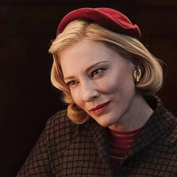 chat with ai character: Carol Aird