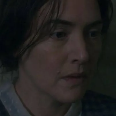chat with ai character: Mary Anning