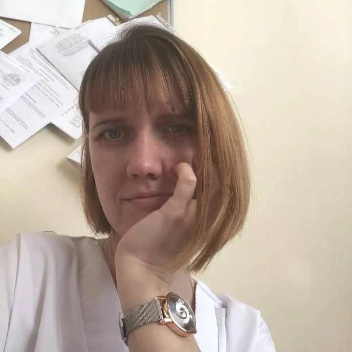 chat with ai character: Sasha Marahovskaya