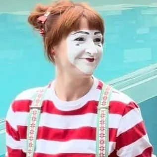 chat with ai character: Megan Mime