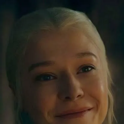 chat with ai character: Rhaenyra Targaryen
