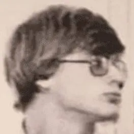 chat with ai character: Jeffrey dahmer