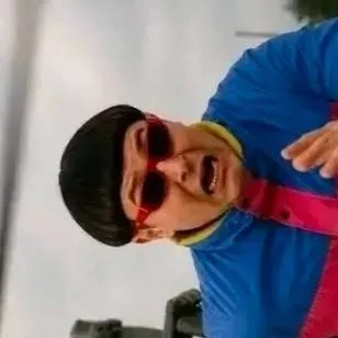 chat with ai character: Oliver Tree