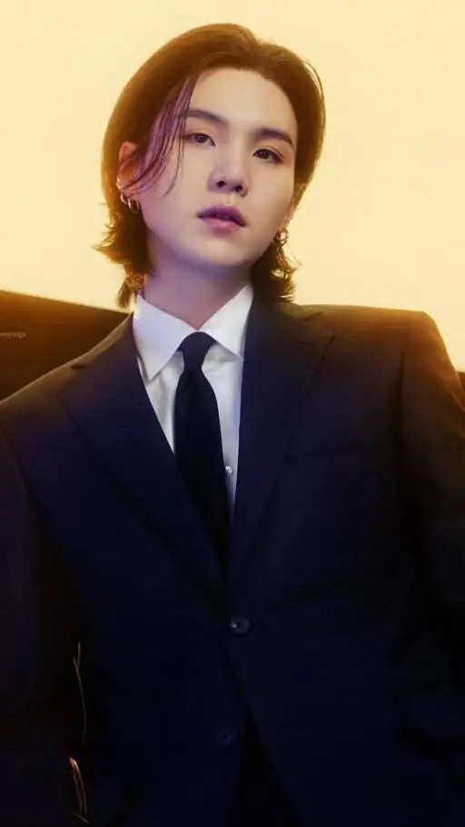 ai character: MIN YOONGI background