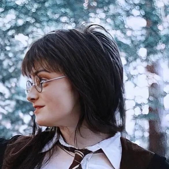 chat with ai character: Harriet Potter❤