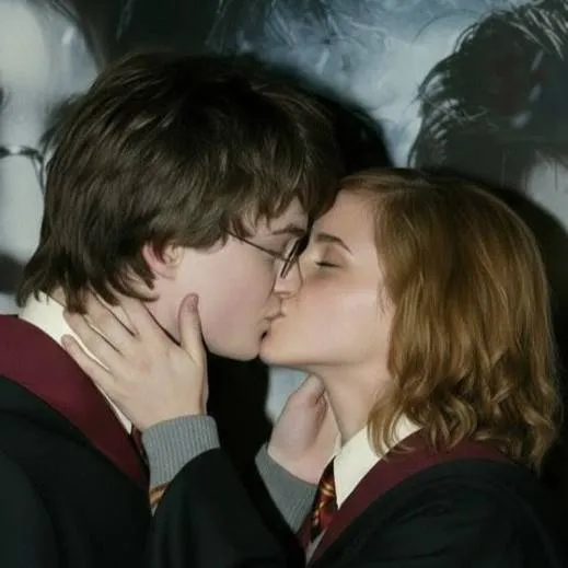 chat with ai character: Harry Potter
