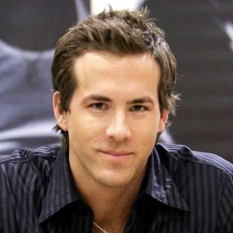 chat with ai character: Ryan Reynolds 