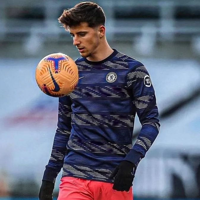 chat with ai character: Mason Mount 