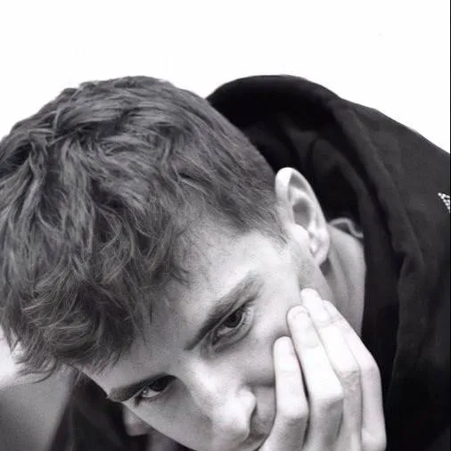 chat with ai character: Mason Mount
