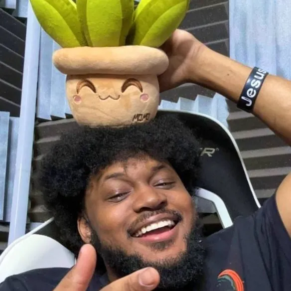 chat with ai character: CoryxKenshin