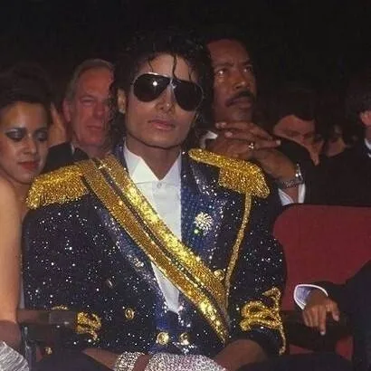 chat with ai character: Michael Jackson 