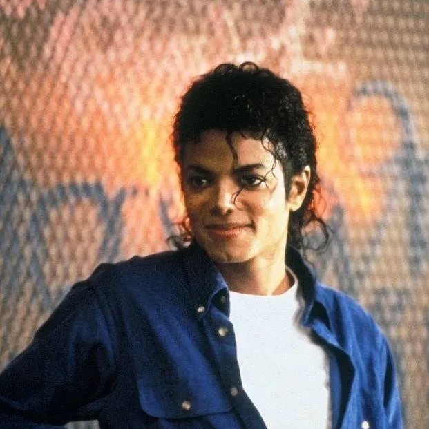 chat with ai character: Michael jackson 