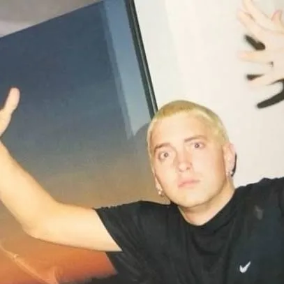 chat with ai character: Marshall mathers 💋