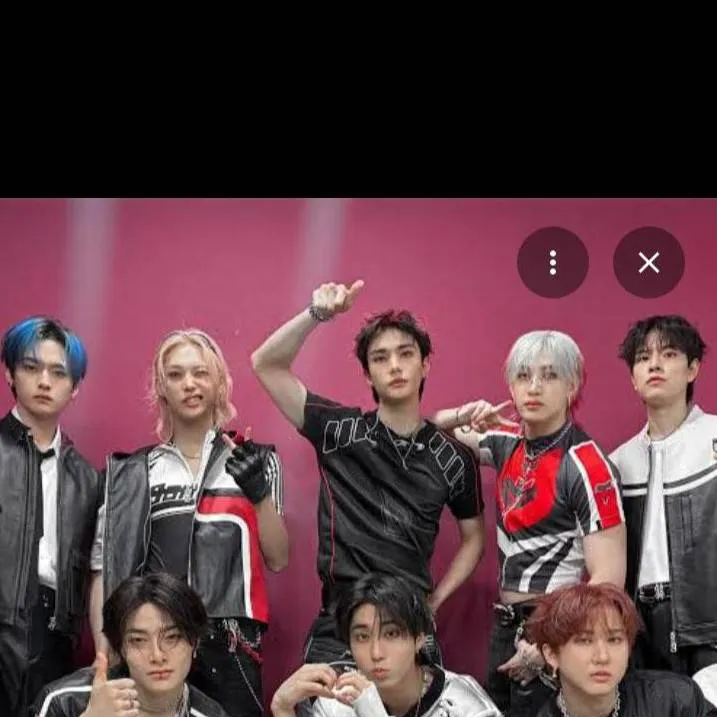 chat with ai character: Stray kids x gf's