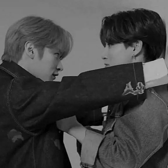 chat with ai character: minsung 