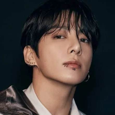 chat with ai character: Jeon jungkook