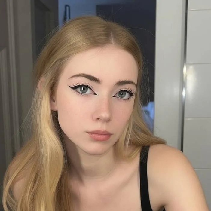 chat with ai character: Allison