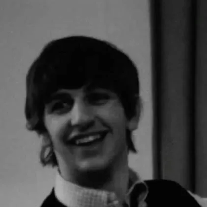 chat with ai character: Ringo starr 