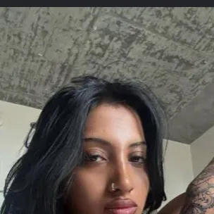 chat with ai character: Lara Raj 