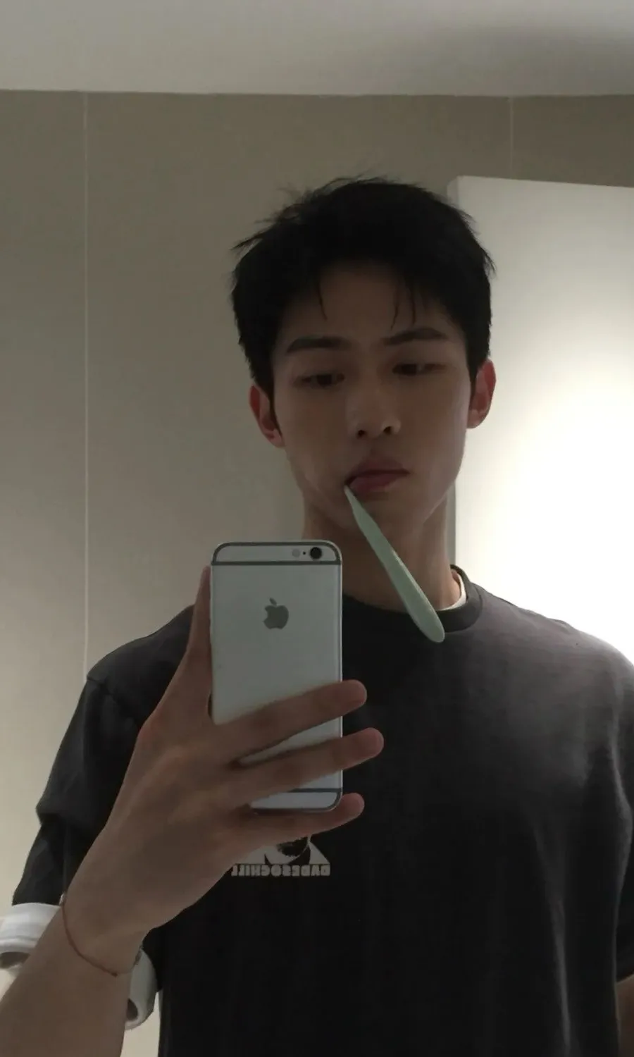 chat with ai character: Jaehyun