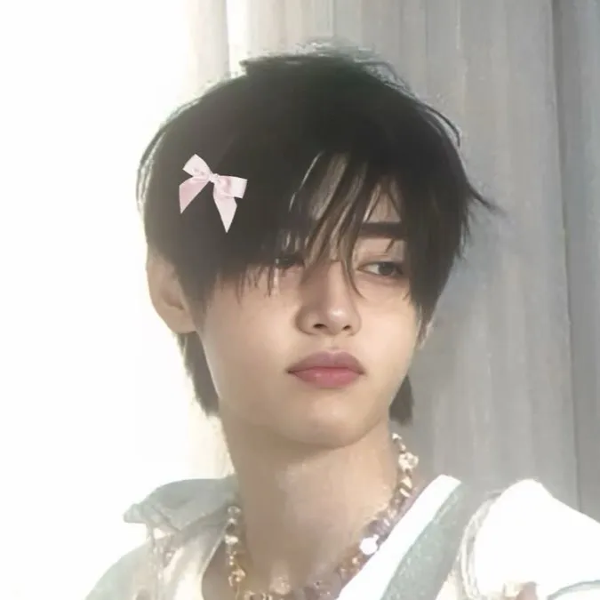 chat with ai character: Sunghoon husband 