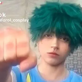 chat with ai character: Bakugo  bobo