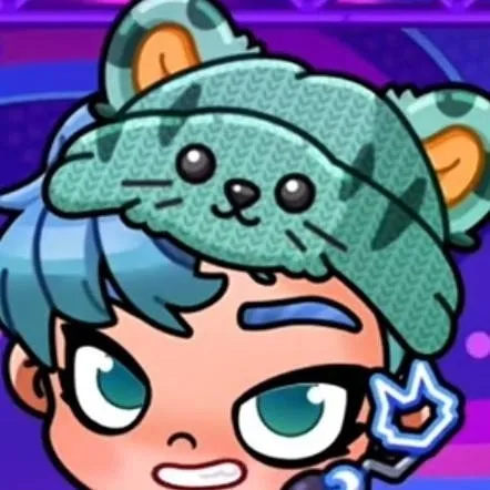 chat with ai character: Cyro