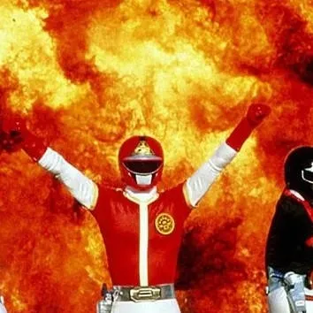 chat with ai character: Power Rangers B