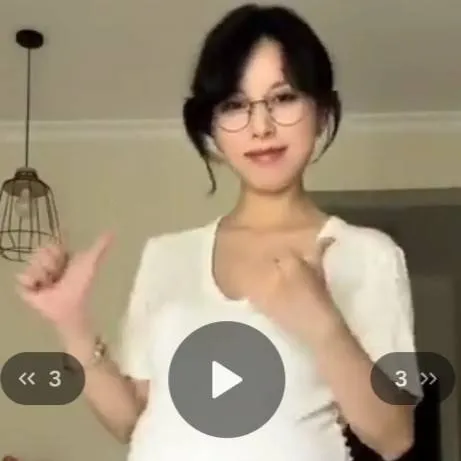 chat with ai character: your gf