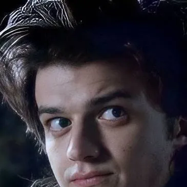 chat with ai character: Steve harrington