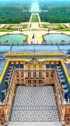 ai character: Versailles  background