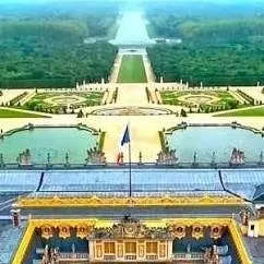 chat with ai character: Versailles 