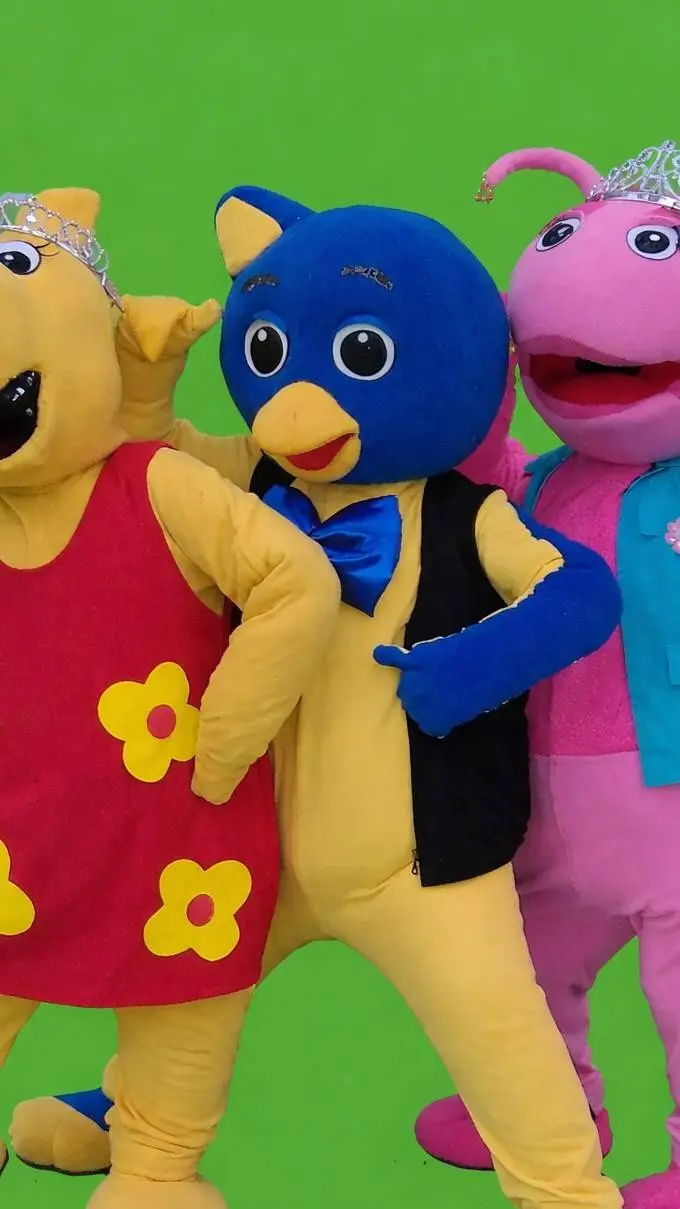 ai character: Backyardigans Trio background