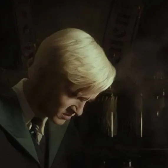 chat with ai character: Draco Malfoy 