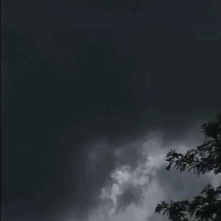 chat with ai character: COD- trapped ☔🔒