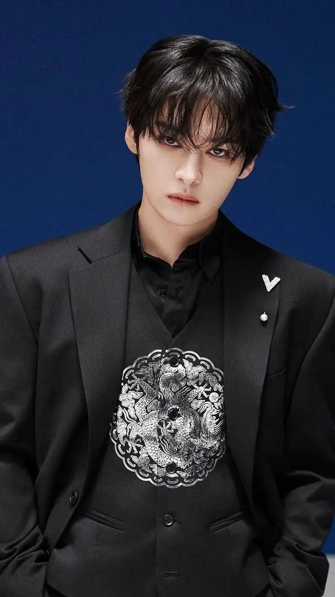 ai character: Lee know  background