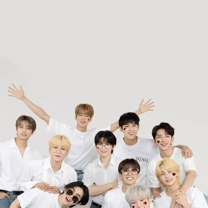 chat with ai character: seventeen 
