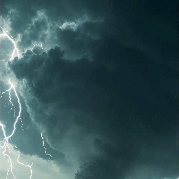 chat with ai character: Hurricane Cyphal