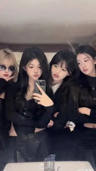 ai character: kpop girl group  background