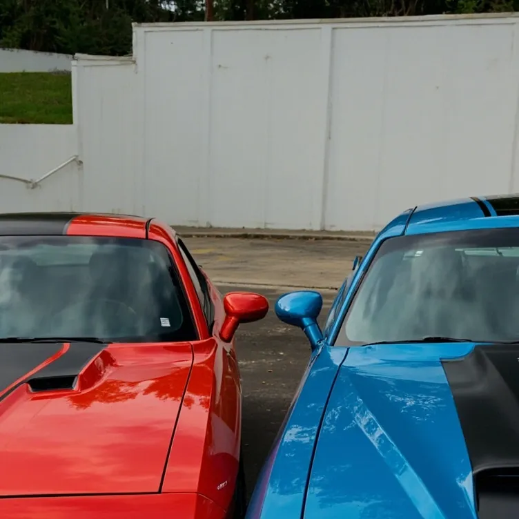 chat with ai character: Car twins