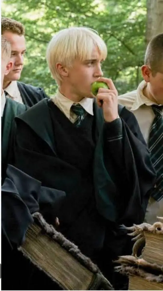 ai character: Draco Malfoy background