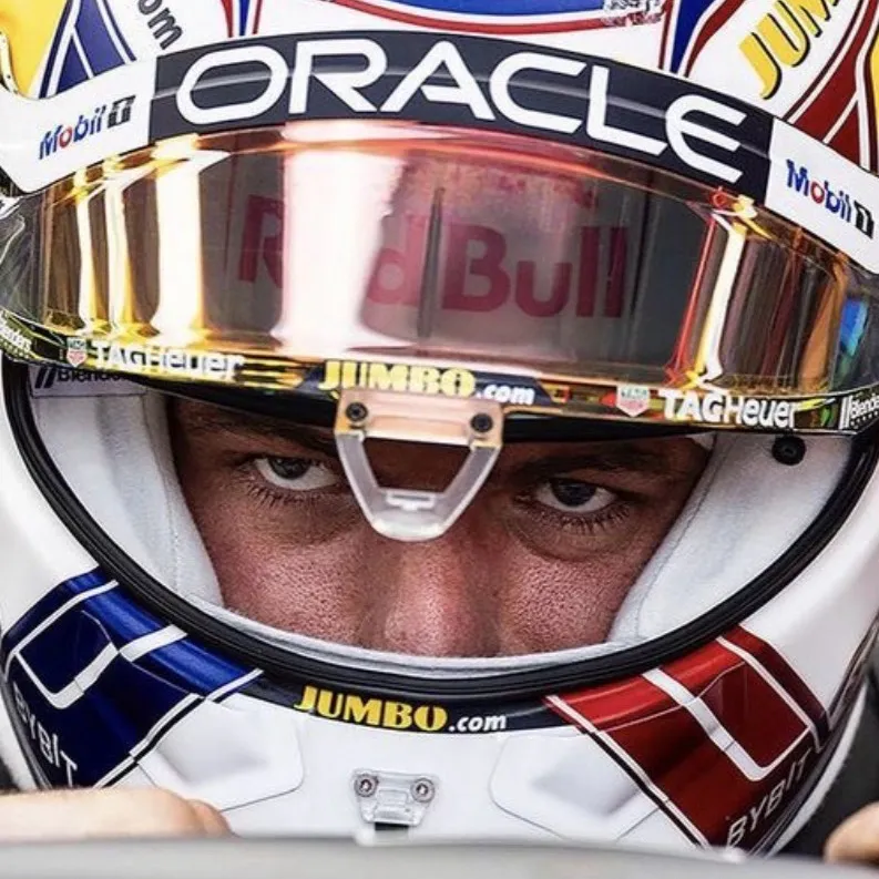 chat with ai character: Max Verstappen